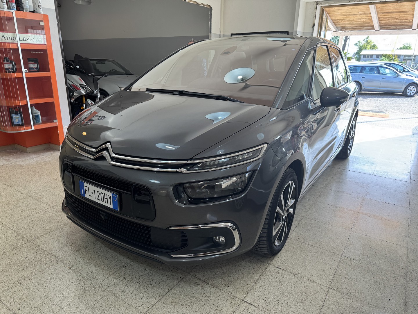 Citroen NEW C4 1.6 HDi SHINE Navigatore